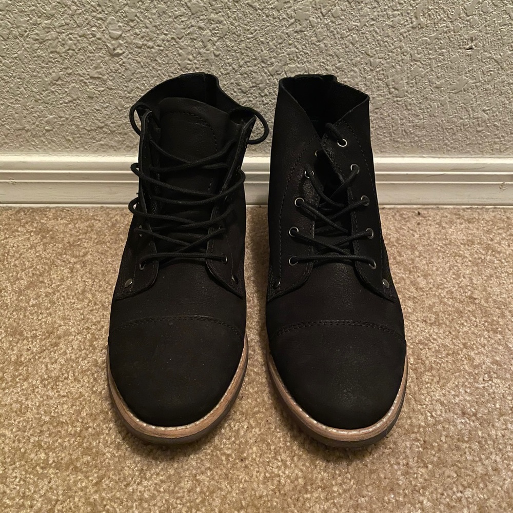 Diba Eli Black suede bootie